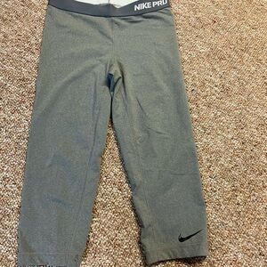 Nike capris